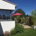 Les Petites Terres Bed & Breakfast