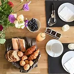 Bed & Breakfast Les Petites Terres Sainte-Marie-de-Re