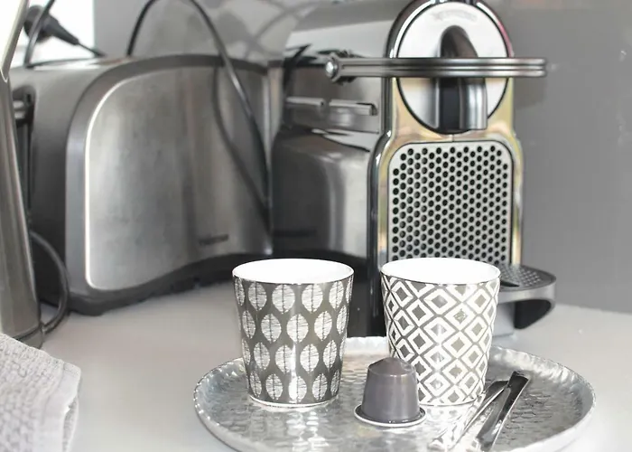 Les Petites Terres 3*